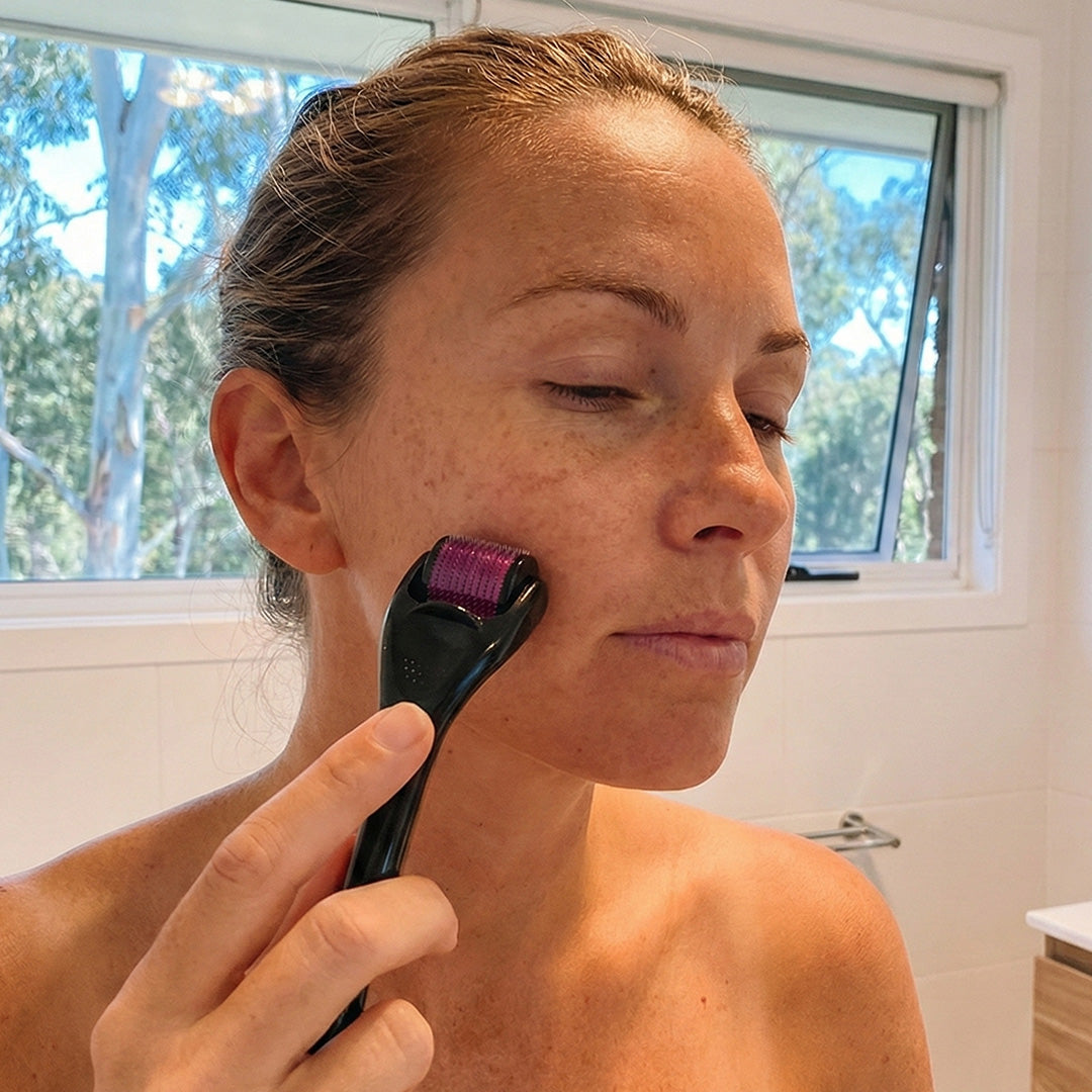 SkinNeedlePro™ Derma Roller for In-Between Microneedling